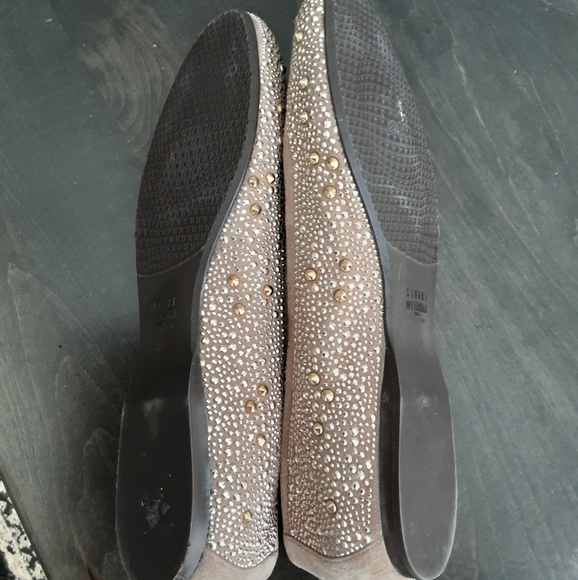 Stuart Weitzman studded tan flats size 10. - Picture 2 of 3